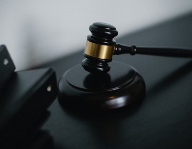 The Advantages and Disadvantages Of Auctioning Property